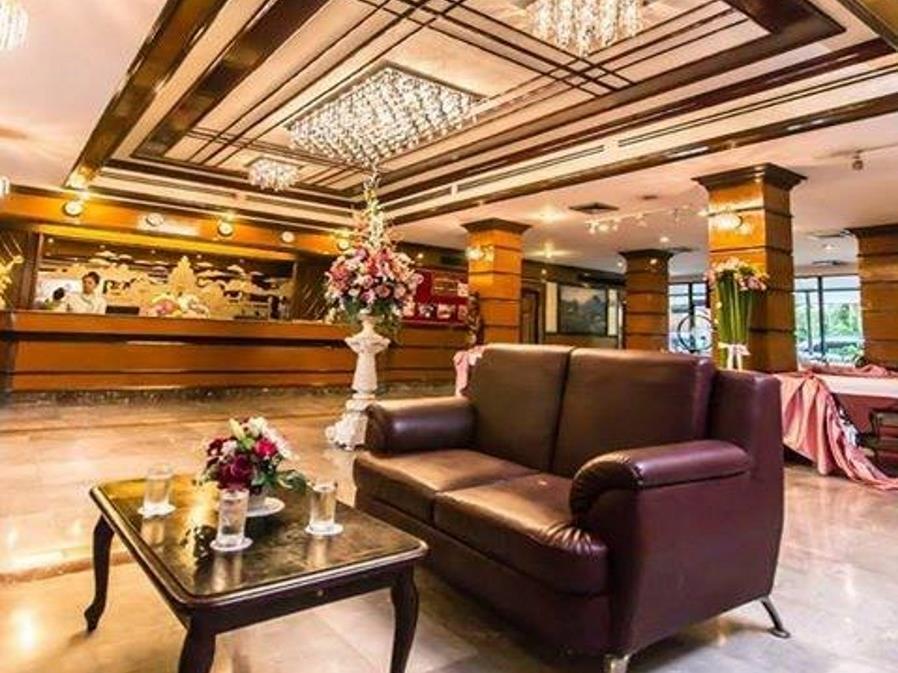 Korat Hotel Nakhonratchasima Exteriör bild