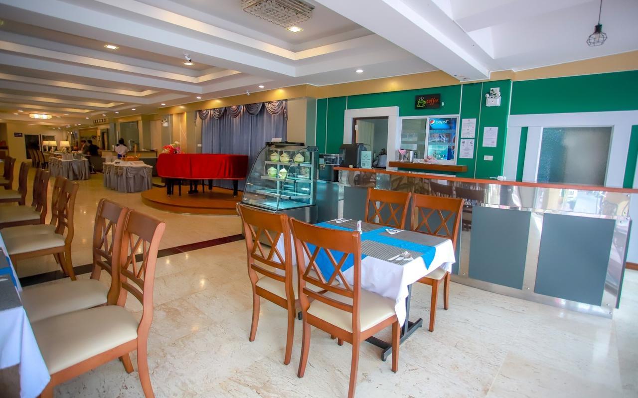 Korat Hotel Nakhonratchasima Exteriör bild