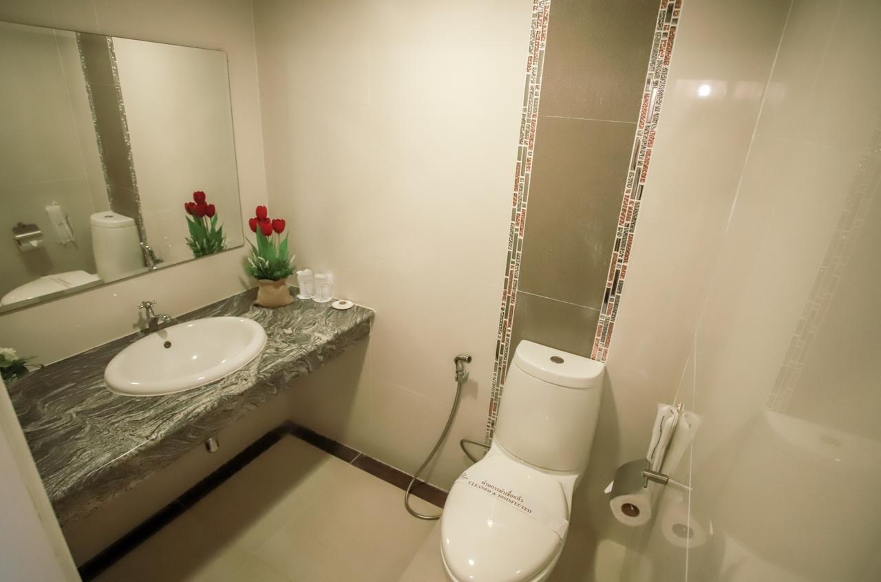 Korat Hotel Nakhonratchasima Exteriör bild