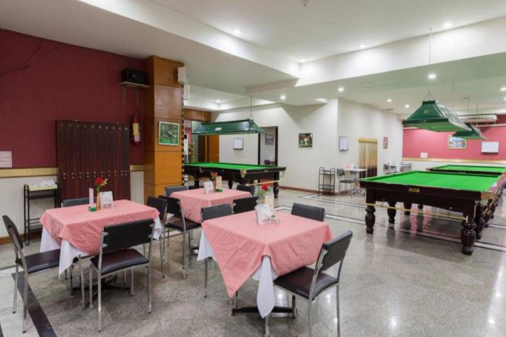 Korat Hotel Nakhonratchasima Exteriör bild